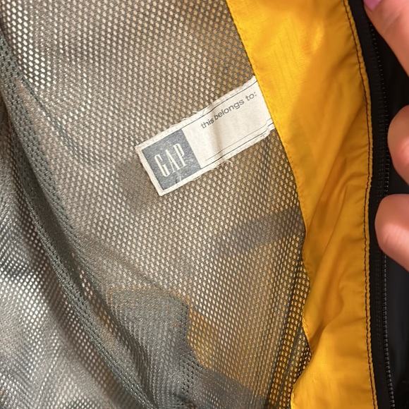 Vintage Gap Yellow Lined Windbreaker - Picture 8 of 13